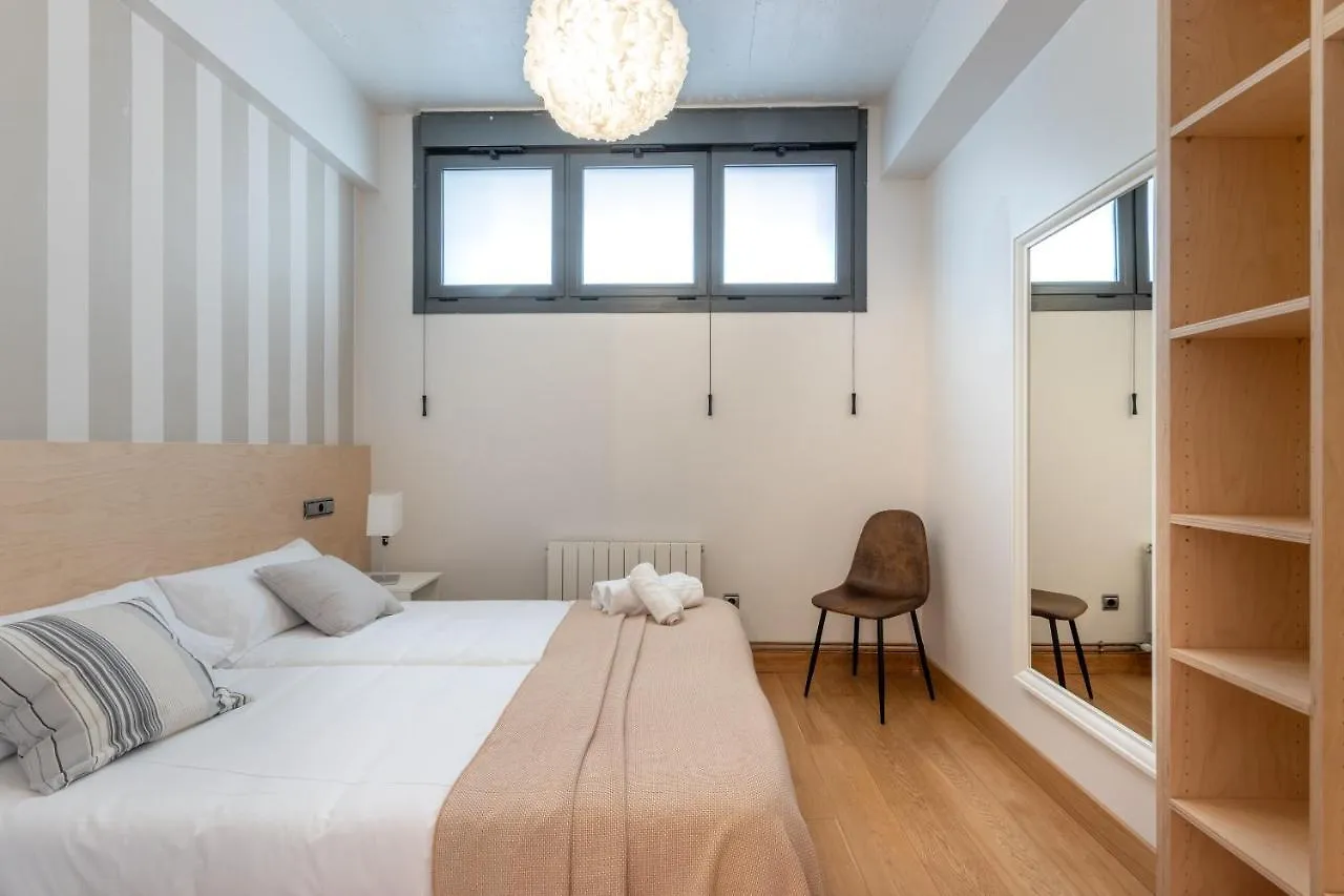 New! Lovely 3-Bedroom Loft In Bilbao Spain